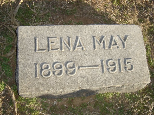 Gravestone for Lena May Garten

The Forrest City/Garten Cemetery, Barber County, Kansas.

Photo by Nathan Lee.