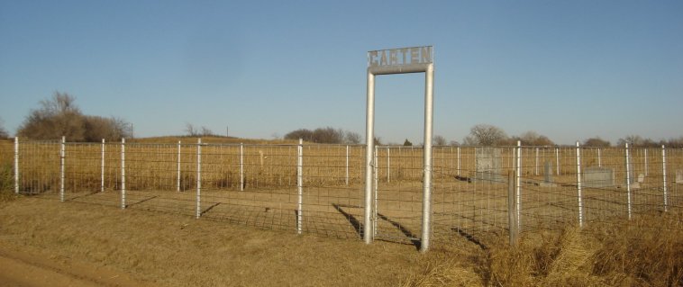The Forrest City/Garten Cemetery, Barber County, Kansas.

Photo by Nathan Lee.
