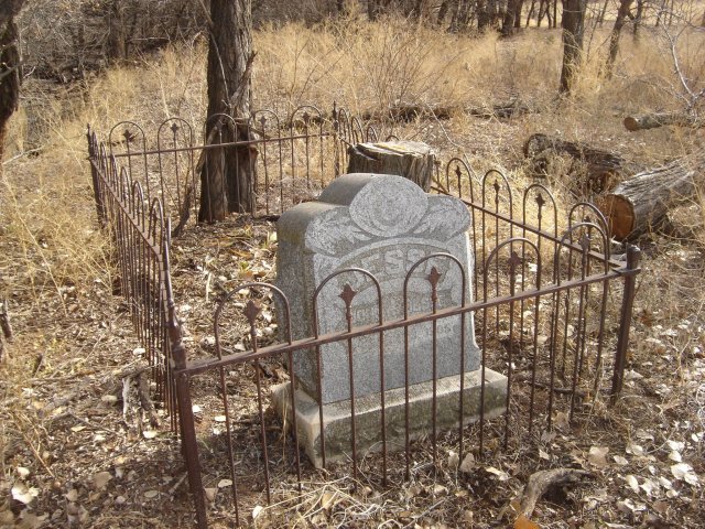 Gravestone for John T. Jesse, Barber County, Kansas.

JESSE
John T. Jesse
Feb. 15, 1839
Jan. 8, 1905

Photo by Nathan Lee, December 2006.