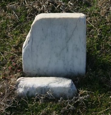 Gravestone for an unidentified person.

Mumford Cemetery, Barber County, Kansas.

Photo courtesy of Kim Fowles.