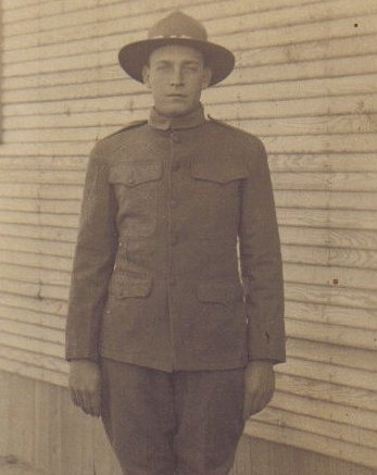 Lyle Bullock in his U.S. Army uniform, World War I.

Photo courtesy of Kim Fowles.

CLICK HERE FOR LARGER IMAGE.