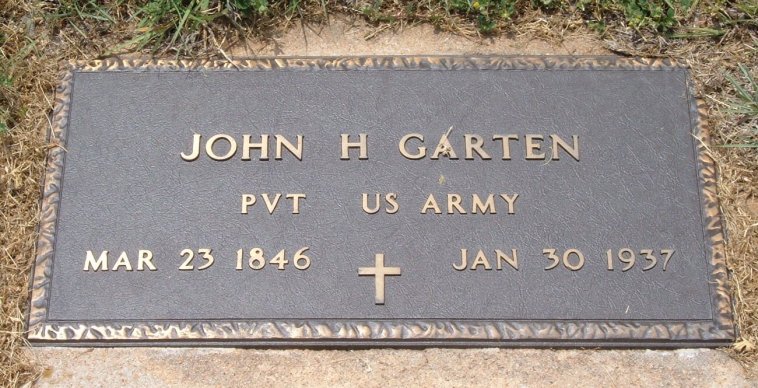 Bronze military grave marker for John Garten, Sunnyside Cemetery, Sun City, Barber County, Kansas.

Photo courtesy of Bonnie (Garten) Shaffer.