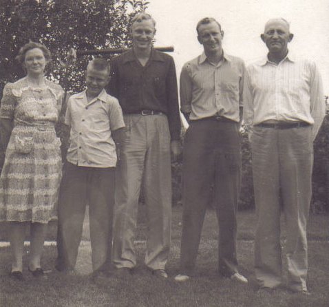 Ralph & Blanche Massey & Family - sons are:  J.R., Nathan & the youngest, David.

Photo from the collection of Brenda McLain, courtesy of Kim Fowles.