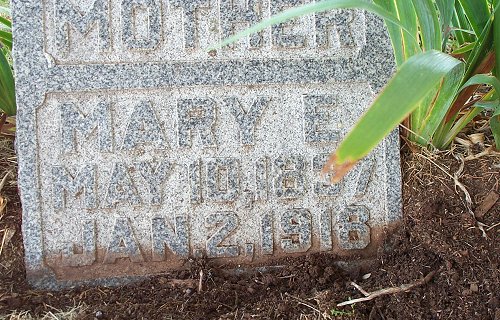 Gravestone for Mary Eliza (Kern) Hastings,

Sunnyside Cemetery, Sun City, Barber County, Kansas.

Photo by Kim Fowles.