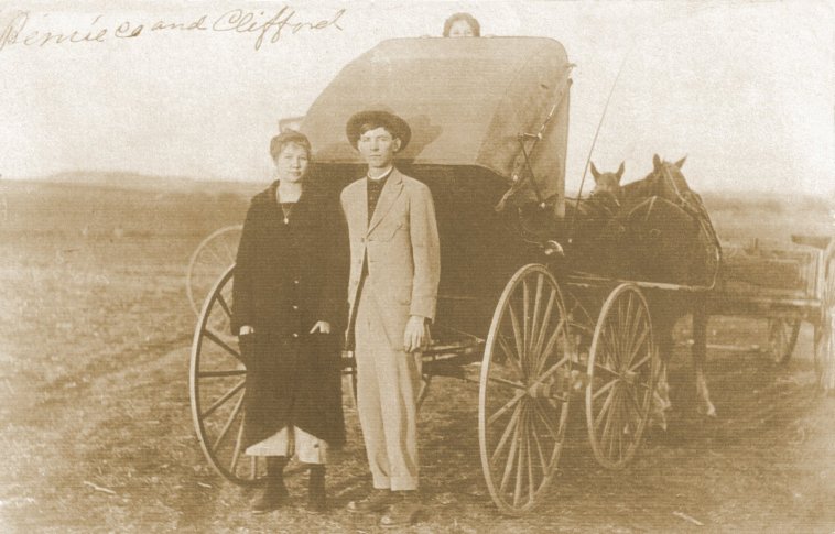 Laura Bernice Lott and Clifford Raymond Hoagland.  Nina Hoagland peeks over the top of the carriage.  Barber County, Kansas.

Photo courtesy of Kimberly (Hoagland) Fowles.

CLICK HERE to view larger image.