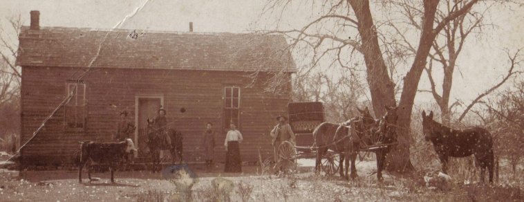 Frank and Hattie Hoagland with their children at their place west of Sun City.

The house WAS the Bank of Sun City building before the building was moved to the farm.

Photo from the collection of Kim (Hoagland) Fowles.