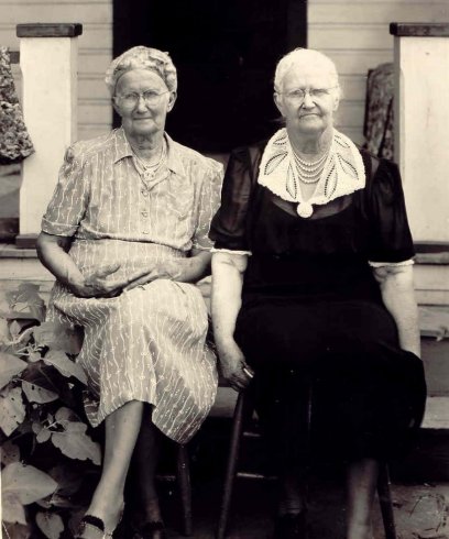 Ella Bird (Van Horn) Lott & Artha Lee (Van Horn) Surber (sisters) on Ella's 80th birthday in 1940.

Photo courtesy of Ronnie Hoagland.