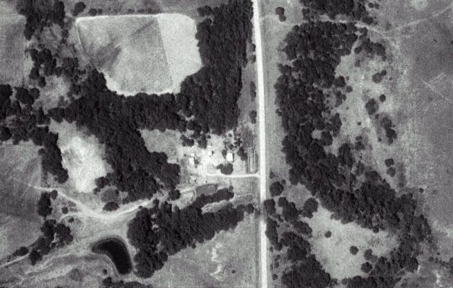 USGS aerial photograph of the Clarence and Bertha Rucker farm taken 17 August 1991.

Located 3 miles north of Sharon, Barber County, Kansas.<P>

CLICK HERE to view the online image at TerraServer USA.