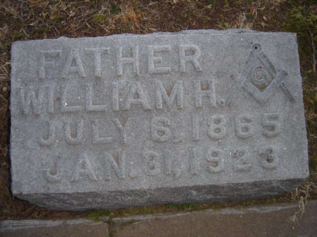 Gravestone for William H. Shutts.

Sunnyside Cemetery, Sun City, Barber County, Kansas.

Photo by Nathan Lee.