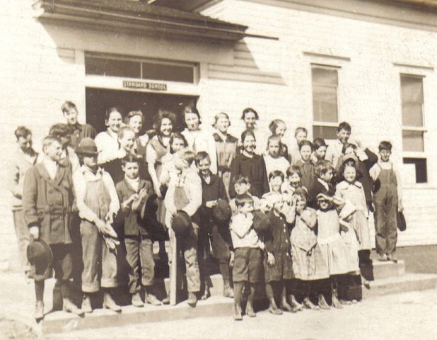 Pupils at the Sun City School in the 1920s.

Photo courtesy of Brenda McLain.