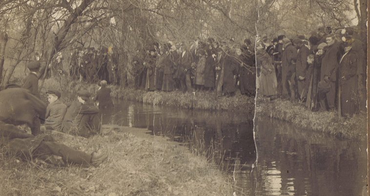 Baptism by Rev. Charles Wesley Owens, 23 January 1916, Sun City, Barber County, Kansas.  Photo from the Kim Fowles Collection.