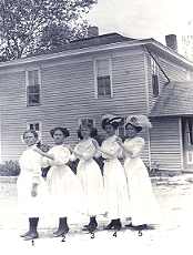 Orrill-sisters-sm.jpg - 7265 Bytes