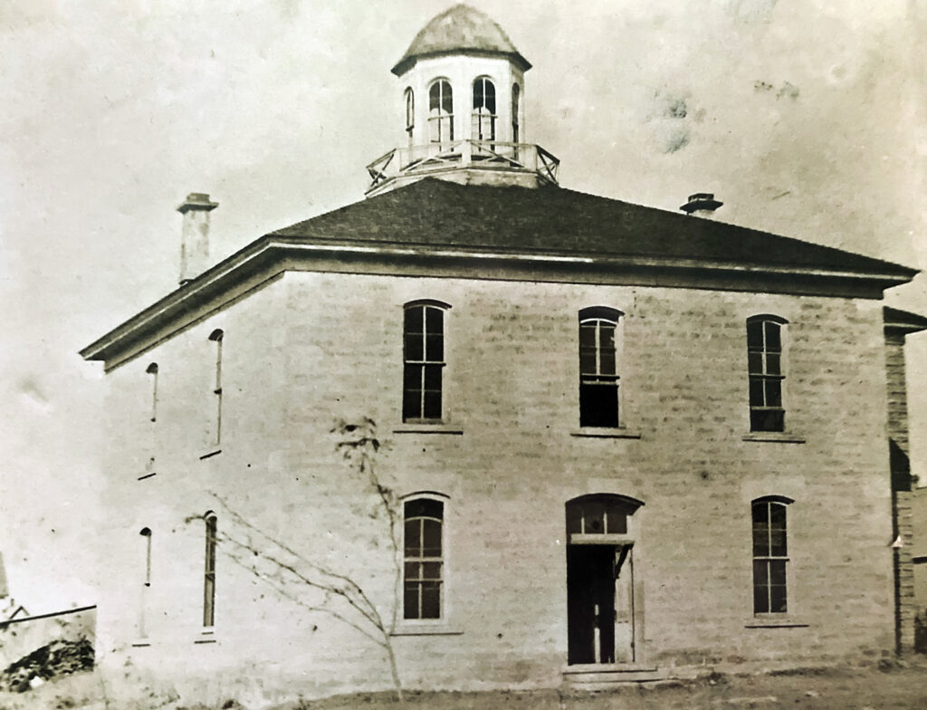 Lincoln County Courthouse