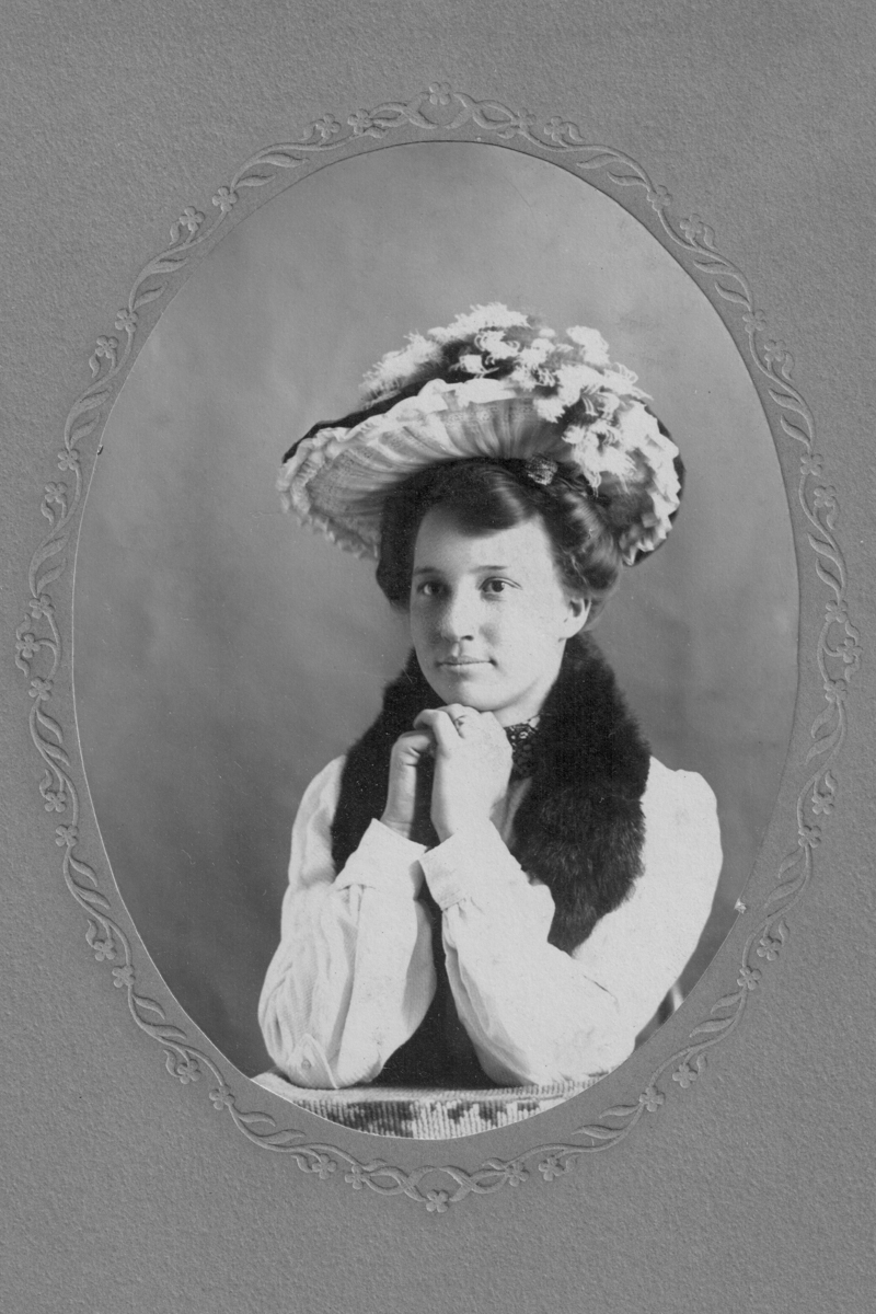 Photo of an unknown woman