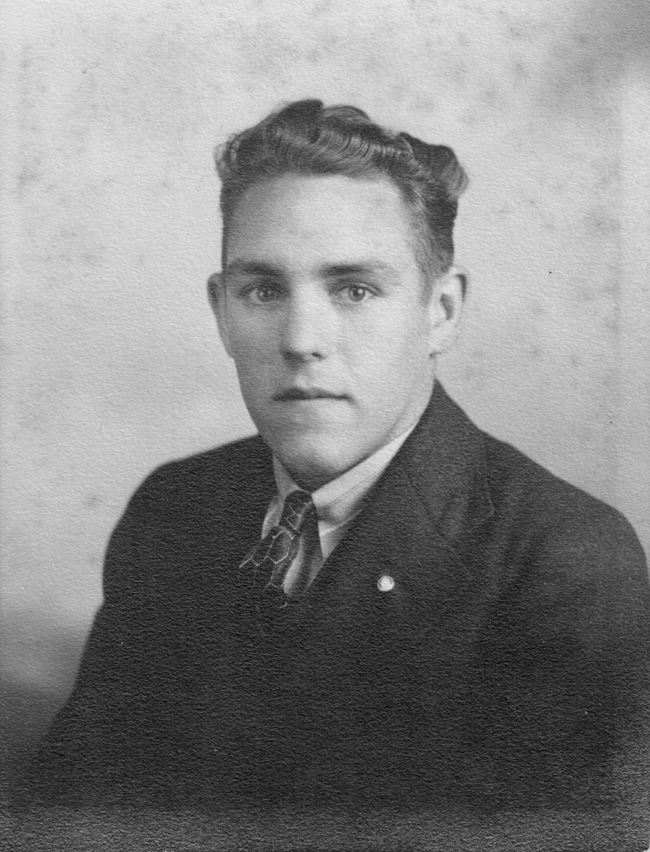 Photo of Russel Albert Coe