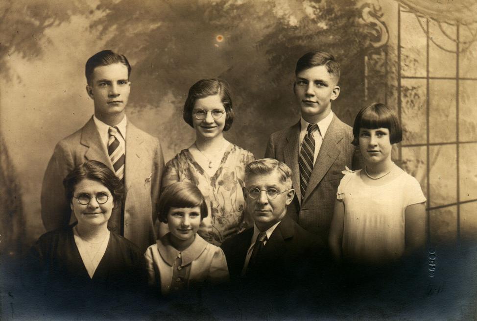 Photo of Cara Mitta Gage Allan Family