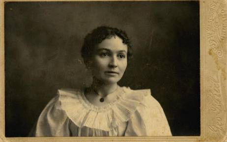 Photo of Genevieve Boganschetz
