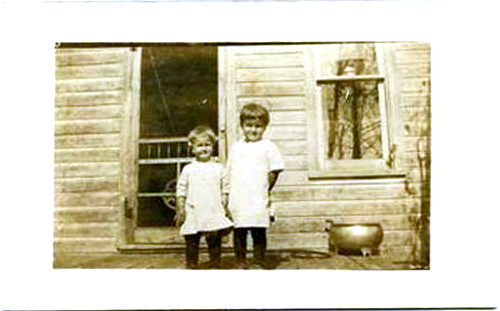 Photo of Irene and Mary Hoffman