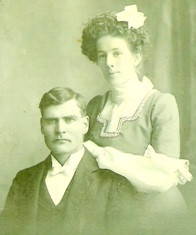 Photo of William Murphy and Kitty Robb