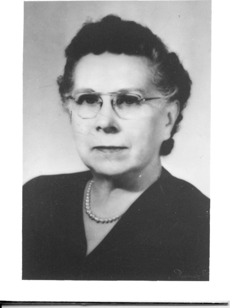 Photo of Olive Mae Hatch Puff
