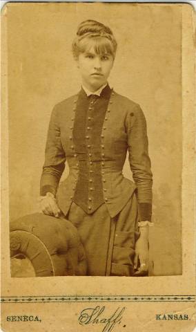 Photo of unknown woman.