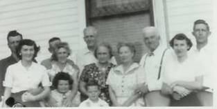 Photo of Swart/Chadwick/Wilhelm descendents