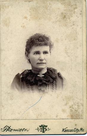 Photo of unknown woman.